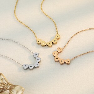 Collar de nombre delicado, joyería de nombre minimalista, collar de nombre pequeño, regalo de cumpleaños para ella, collar de encanto de nombre, regalo personalizado