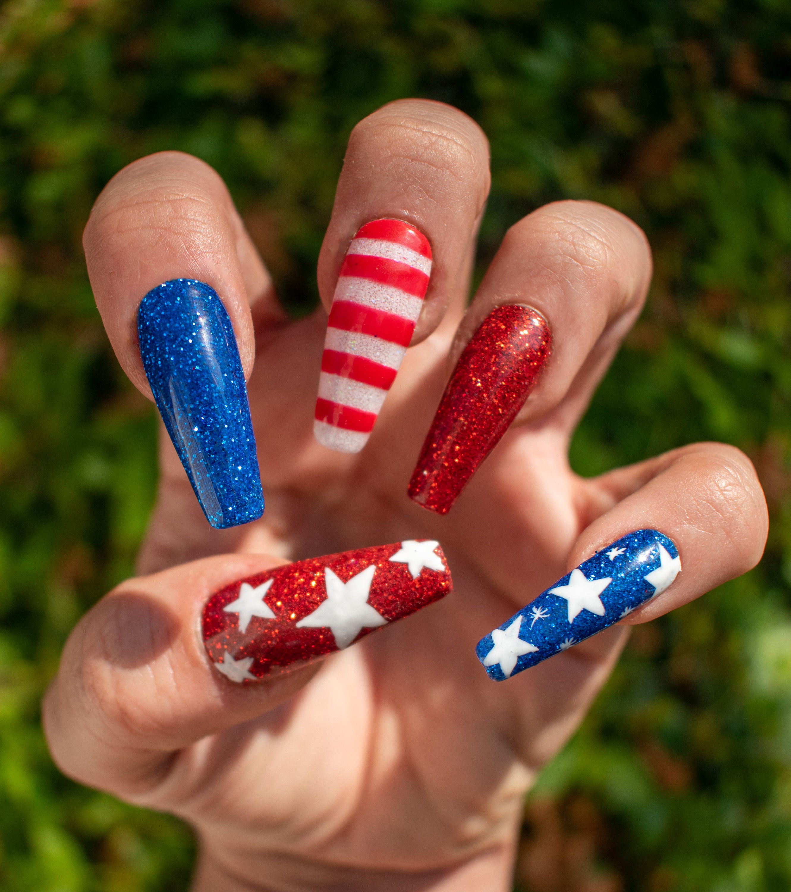 Fourth of July Nail Art Designs | This Girl's Life Blog