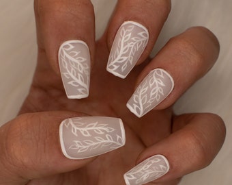 Sheer white & white leaf detail press on nails,short press on nails, wedding nails for Bride, winter wedding nails, coffin nails