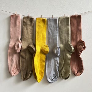 Plant-Dyed Organic Cotton Socks (lightweight)