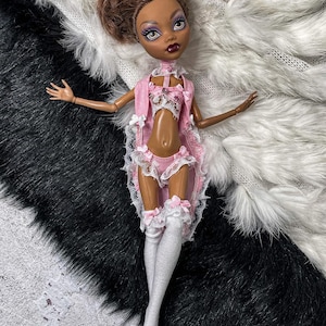 Pink Lace Lingerie Set for Fashion Doll