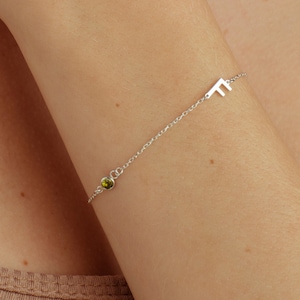 Pulsera inicial de piedra de nacimiento, regalo de dama de honor, regalo de Navidad, pulsera de carta, regalo para ella, piedra de nacimiento familiar