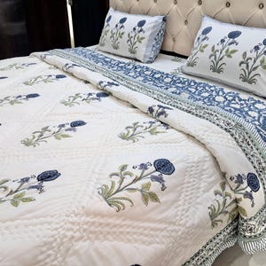 Indian Blue Block Printed Quilt, Floral Cotton Bedspread, Farmhouse Bedding, Luxury Home Decor, Reversible Throw Blanket