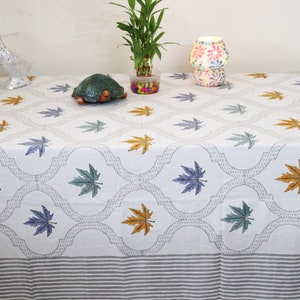 Indian Block Print tablecloth, Floral Cotton Table Cover, White Table Cloth, French Tablecloth, Rectangle Table Cloth, Machine Washable