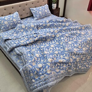 Handgemaakte blauwe dekbedset met bloemenblokprint - katoenen beddengoedquilt - tweeling, queensize bed, kingsize - extra grote sprei katoenen deken