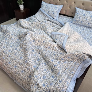 Blauwwitte quiltset met bloemenblokprint - handgemaakte katoenen dekbed, botanische sprei Twin Queen King, boho cottagecore-decor