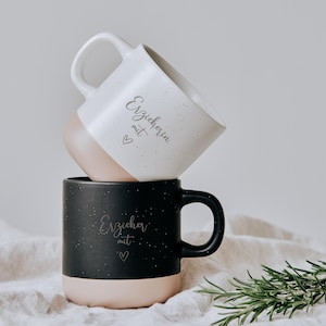 Cadeau de remerciement et d&#39;adieu parfait pour un enseignant - tasse en grès personnalisable avec gravure et cœur | La boutique de cadeaux