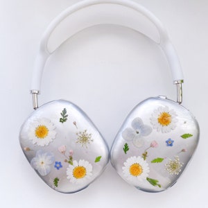 White dried flower cases for AirPods max, apple headphone cases, AirPods max covers, gift for her, Valentine's Day
