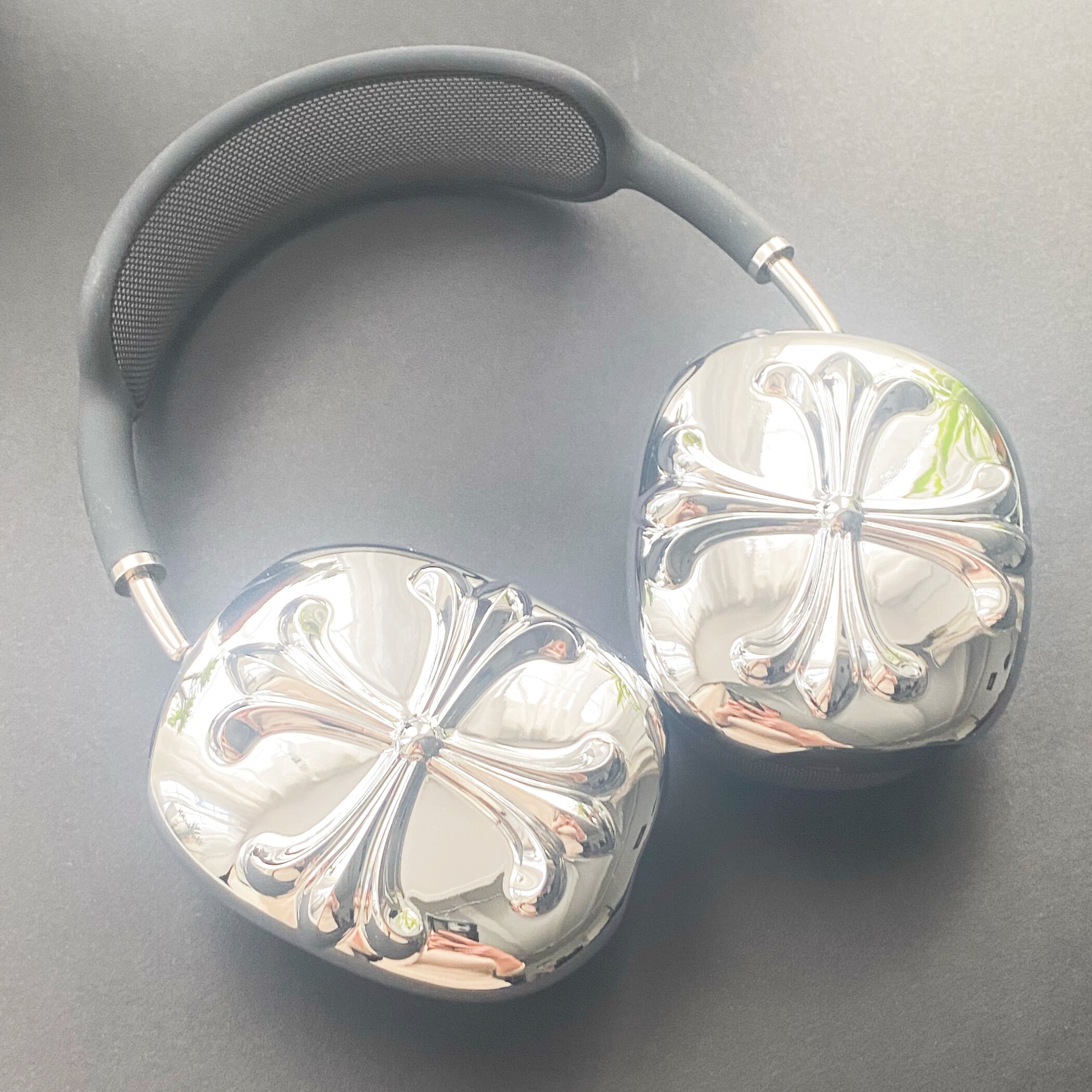 Cross Airpods Max Covers: 3D Printed Gothic Headphone Attachment