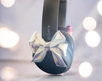 Shiny Headset Bow: Handmade Headphone Accessory