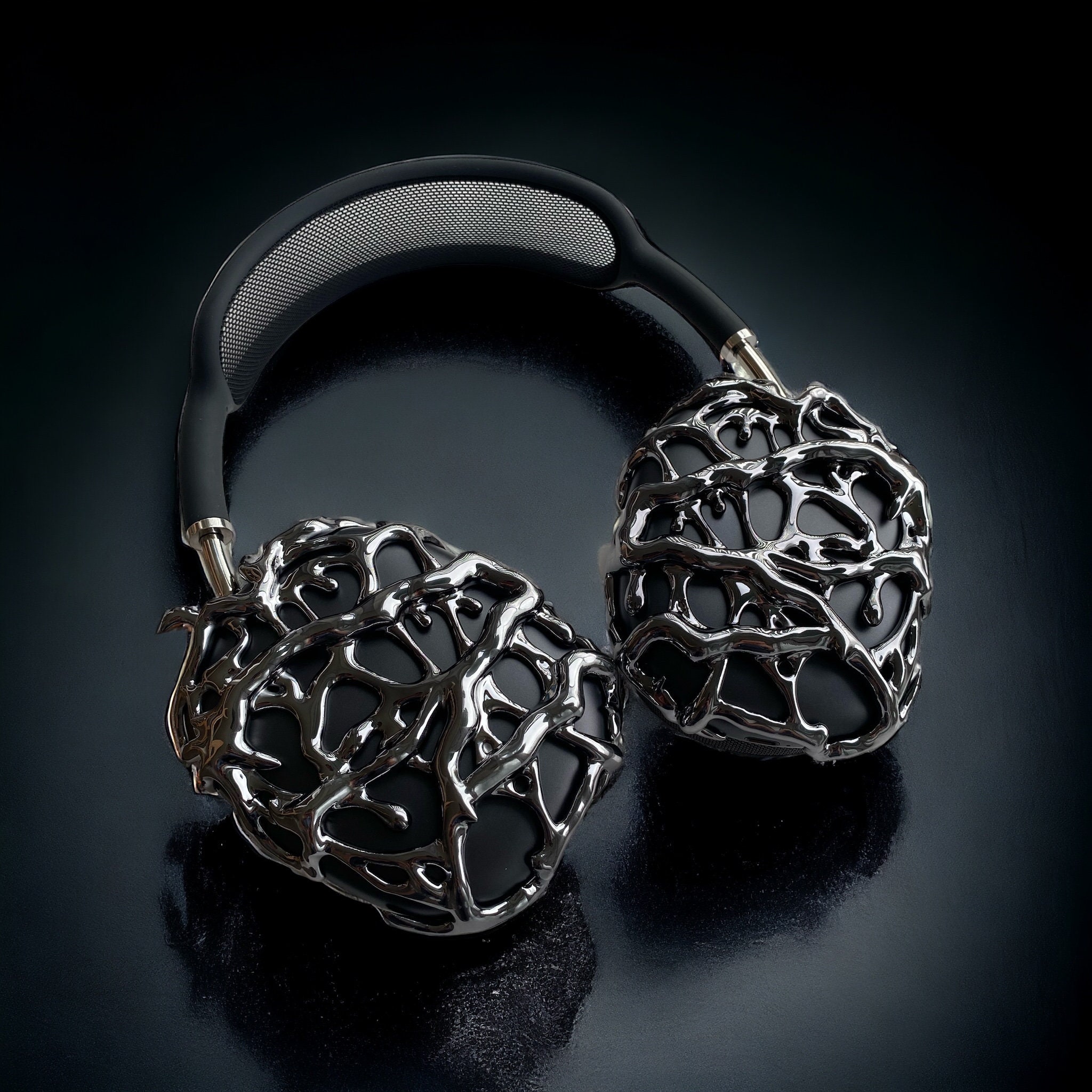 Thorn Airpods Max Covers: Cyberpunk 3D Printed Headphone Cases - Etsy