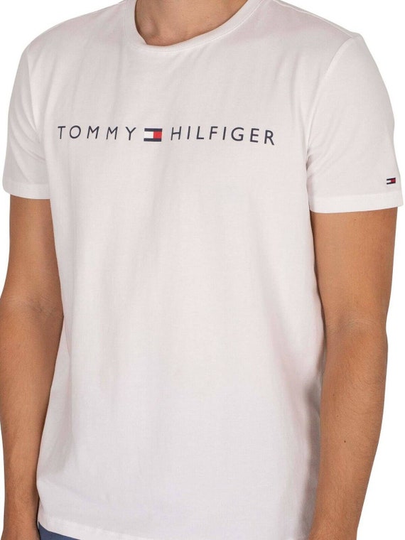 Tommy Hilfiger large structure flag t-shirt in white
