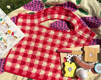 Gingham Picnic Bag Crochet Pattern | Beginner Friendly Tapestry Project