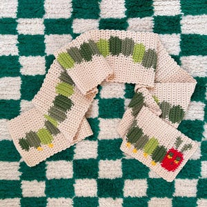 Caterpillar Scarf Crochet Pattern | Beginner Friendly Tapestry Project