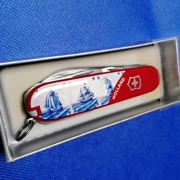 2 x zwitsers officiers messen -- aanbieding -nieuw in verpakking