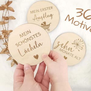 Baby Meilensteinkarten | Meilensteine aus Holz inkl. Baumwollsäckchen, 36 Motive, Geschenk zur Geburt, Babyparty, Babyfotos, Fotoshooting