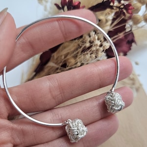 Women&#39;s stainless steel bangle bracelet, silver bangle charm bracelet, bangle gift for friend or mom, pearl bangle, silver bangle, pearl pendant