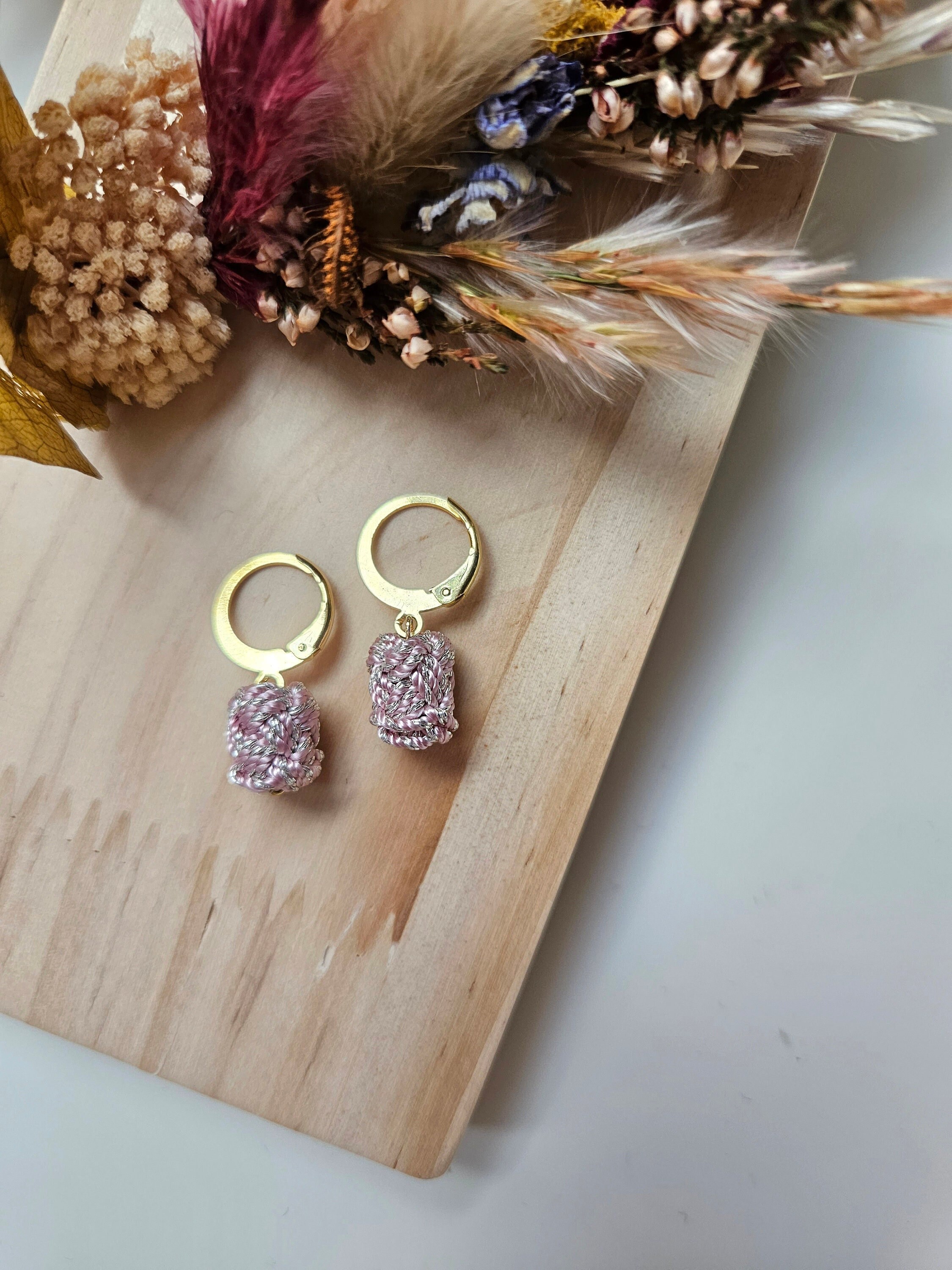 Boucles D'oreilles Pendantes Créoles Avec Perle Rose - Fantaisie Tendance Argenté