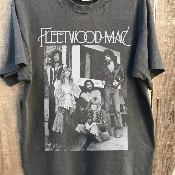 Comfort Color Fleetwood mac Music Tour 2023 ,Fleetwood mac World Tour Tshirt, Fleetwood mac Graphic Gift for men women unisex shirt