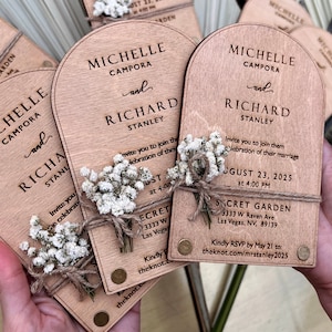 Holz Gypsophila Hochzeitseinladungs Set | Hochzeitseinladungen - 100% Birch Gravurkarten