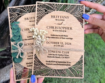 Invitación de boda tropical floral de eucalipto - Bodas en la playa - Invitaciones de boda de madera cortadas con láser