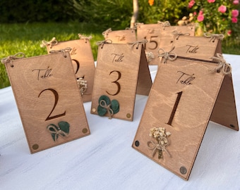 Números de mesa de boda de madera de eucalipto y flores, números de mesa de madera de boda rústica, 100% madera de abedul de doble cara 4x6''