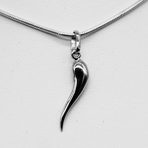 Cornucopia-hänge i 925 sterlingsilver. Unisex lyckoamuletthalsband. Silverkedja som tillval.