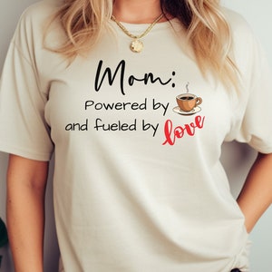 T-shirt pour maman, cadeau de fête des mères, vie de maman amusante, chemise pour maman, humour pour maman, t-shirt pour maman, mode pour maman, vêtements sur le thème de maman, chemise à dictons pour maman