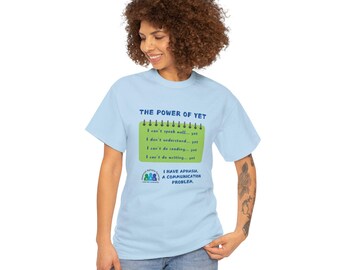 Camiseta unisex de algodón grueso de corte clásico para ocasiones informales o semiformales.