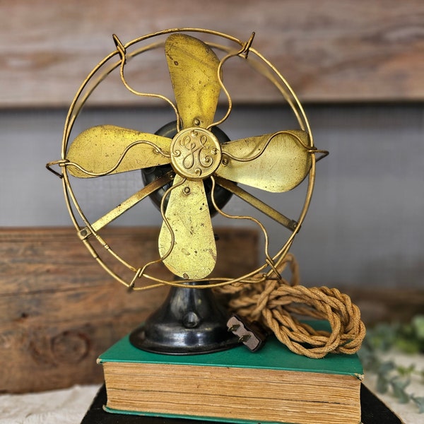 Antique 1900's G.E. Electric Desk Fan / Brass Blades / 8"