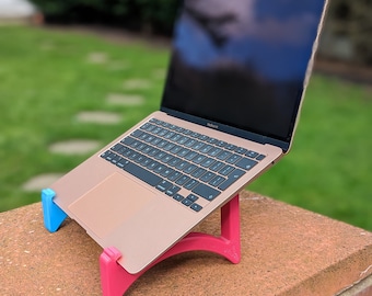 MacBook Stand