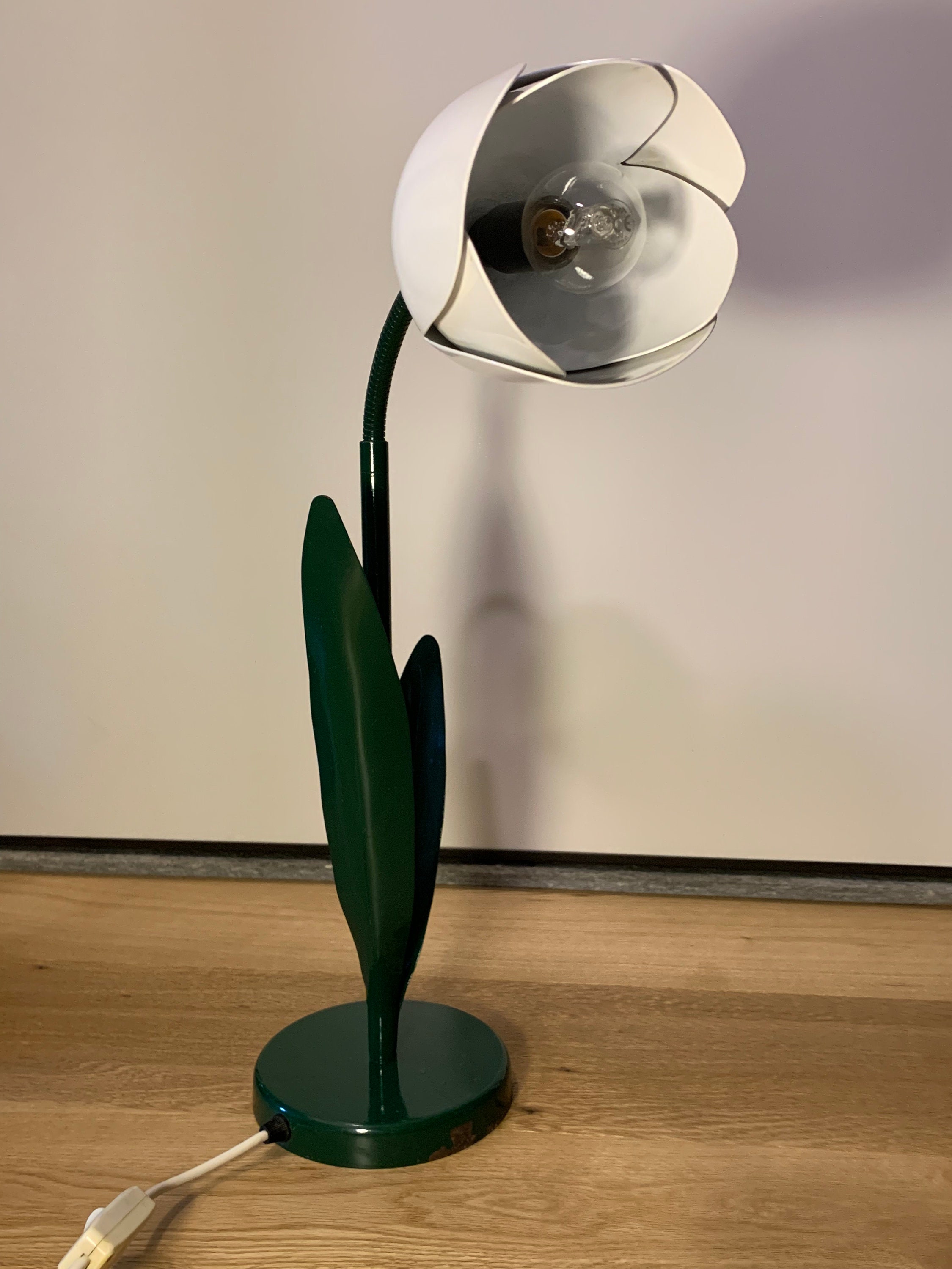 Bliss tulip lamp deals