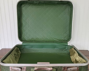 Vintage 20" Avocado Green Carry On, Retro Hard Side Suitcase