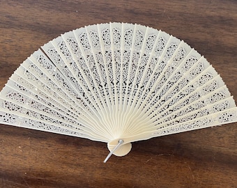 Vintage Plastic Hand Held Intricate Cut Out Ladies Fan