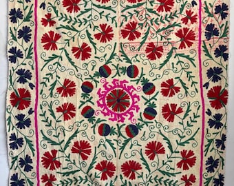 Uzbek suzani Kantha hand embroidered bedspread, blanket quilt home decor styling