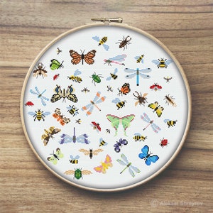 Mini Insects Cross Stitch Pattern, Bee Cross Stitch, Easy Cross Stitch, Mini Cross Stitch, Simple Cross Stitch, Butterfly Pattern