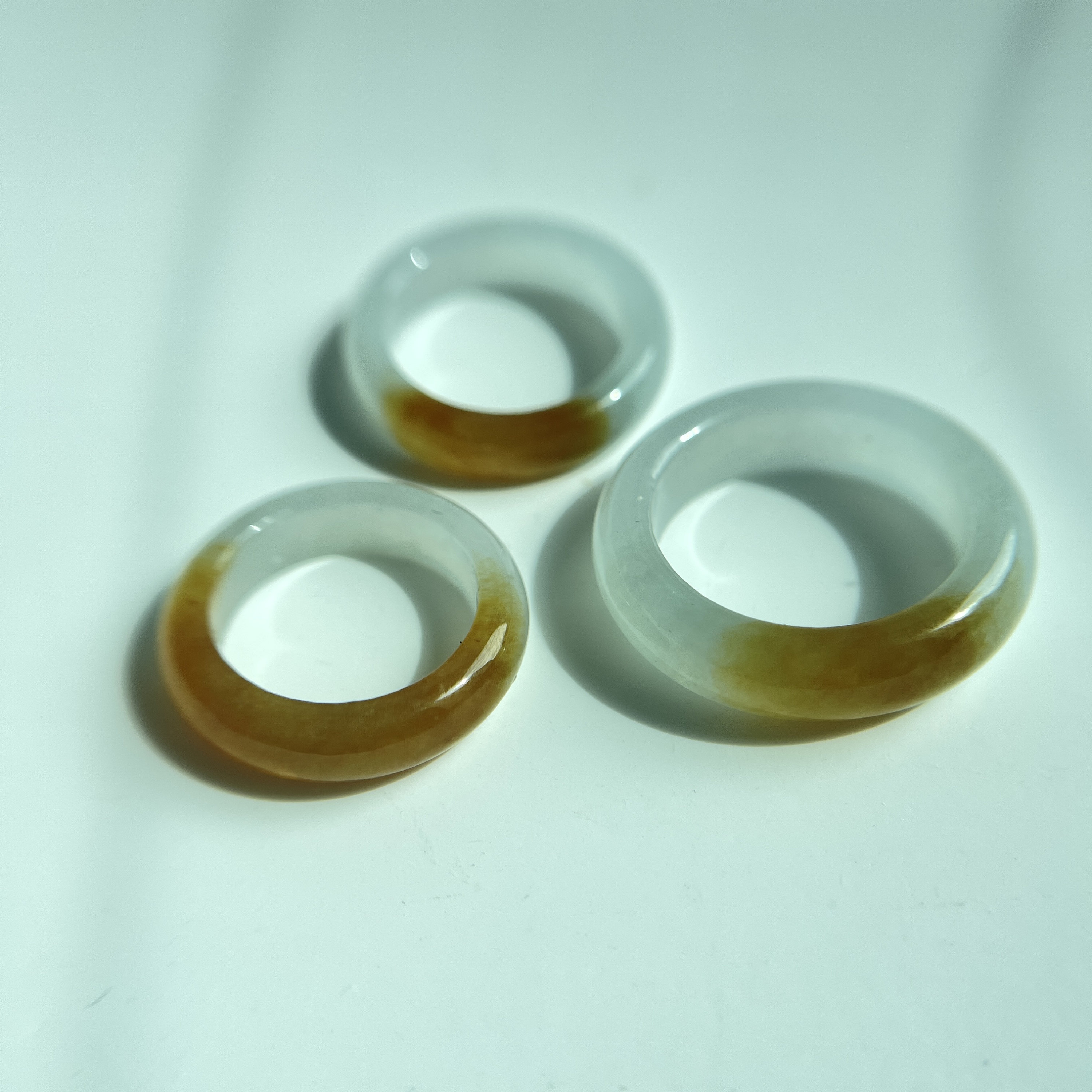 Yellow and off White Hololith Rings (PJA00332) - Etsy Yellow and off White Hololith Rings (PJA00332) - Etsy