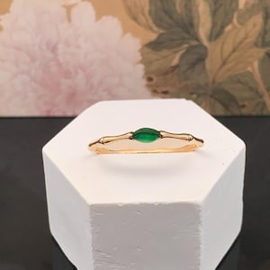 18K Yellow Gold Green Jade Ring (PJA00355A)