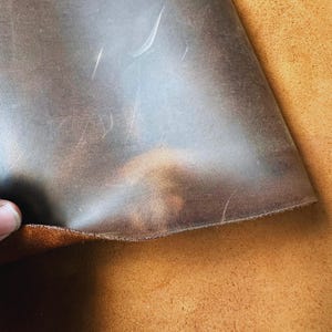 Pannello in pelle di cavallo pazzo di alta qualità e lato intero per hobbisti, artigiani o officine di pelle di vitello, pelle intera per fai da te, artigianato - marrone