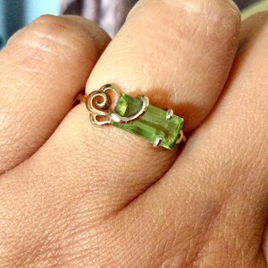 14K massivt roséguld, naturlig peridot, storlek 17 mm - 53 FR, vintage utsmyckad förlovningsring, ädelstenssolitär i 585 guld (14 ct INTE 18K)