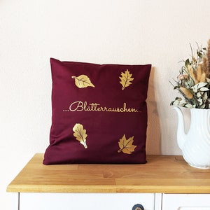 Dunkelroter Kissenhülle Herbst 40x40 cm Blätter Gold Goldene Blätter Herbstblätter Ahornblatt Herbstliche Deko Blatt burgunder