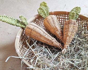 Möhre Karotte aus Peddigrohr geflochten zwischen 22 - 25 cm Länge Dekokarotte Dekomöhre natürliche Osterdeko Naturdeko Ostern