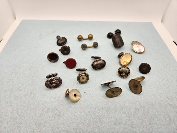 Vintage Cuff Links, Studs and Buttons for Craftin… - image 3