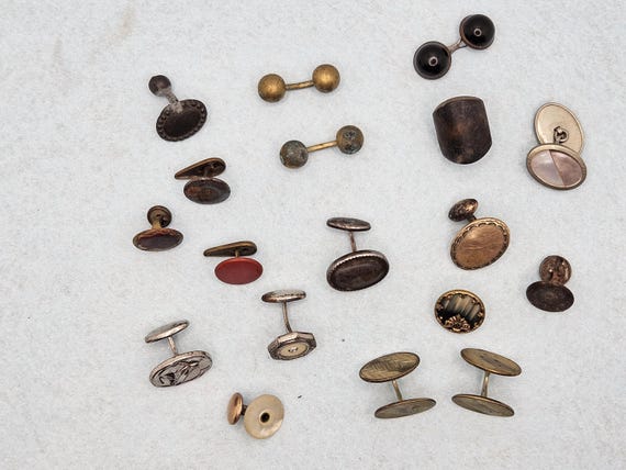 Vintage Cuff Links, Studs and Buttons for Craftin… - image 1