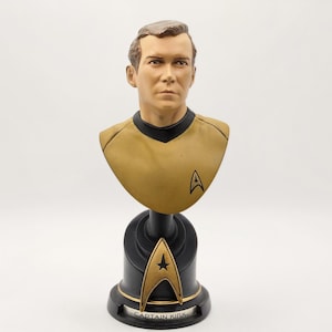 Sideshow Collectibles Star Trek Captain Kirk Bust #343/5000