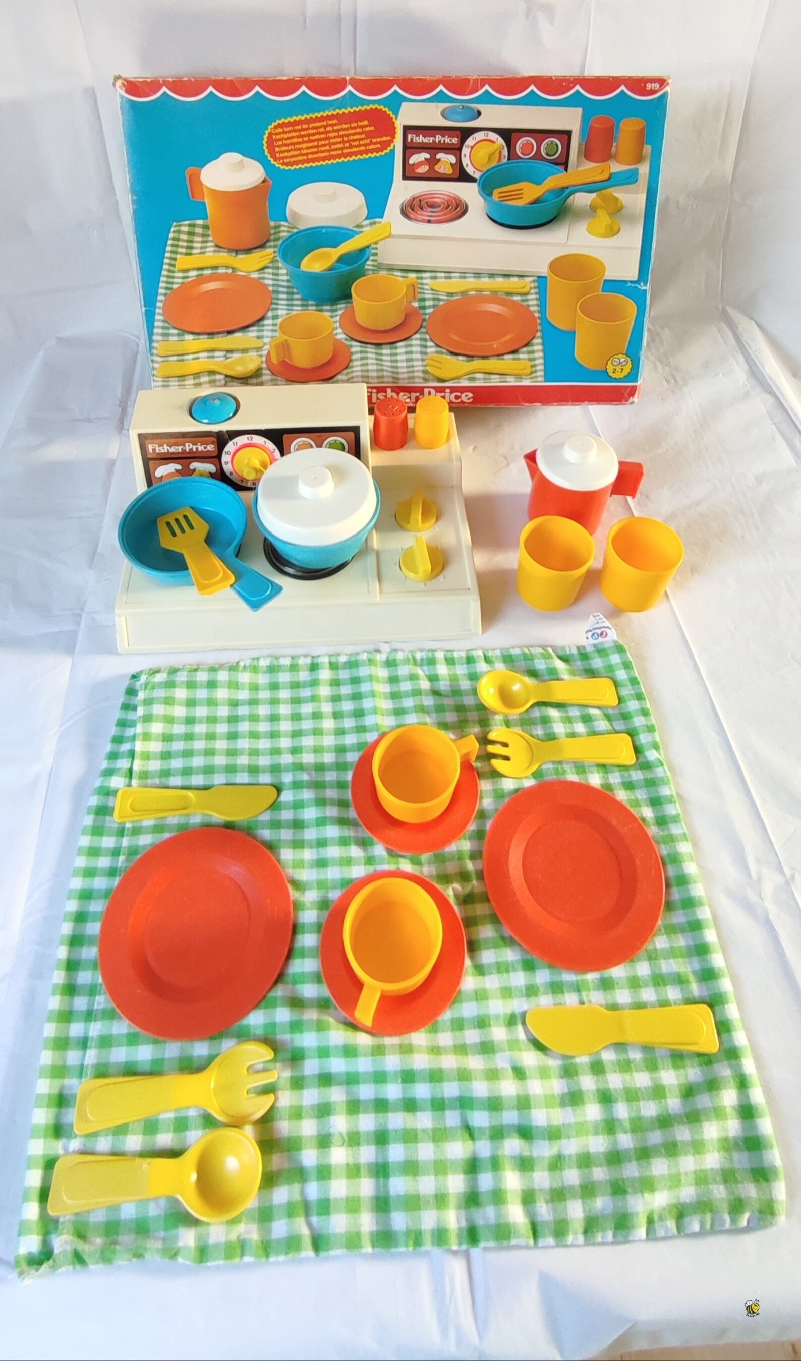 Vintage Fisher Price Kitchen Set 919, Complete With Box, Made in UK
