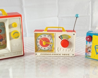 Vintage Fisher Price Two Tune Giant Screen Music Box TV #114 (1966