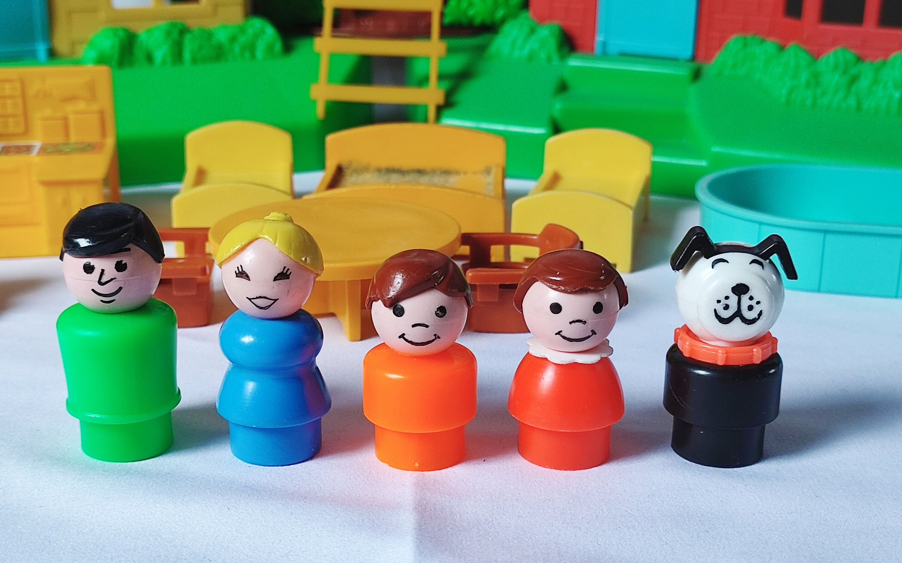 2551. フィッシャープライス ヴィンテージトイ Vintage Fisher Price Little People Neighborhood #2551, Made in UK