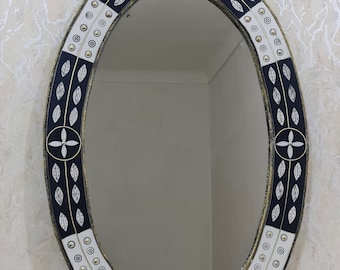 Oval mirror in brass and bone handmade in Morocco bathroom mirror Circle mirror Oval Mirror Wall Mirror Antiqued mirror vintage