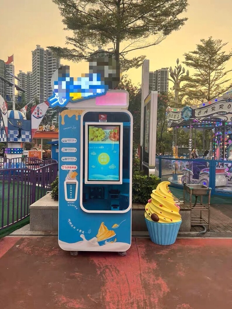 Handmade Big Giant Desserts Ice Cream Donut Macaroon Fake Food Model/sculpture for Restaurant